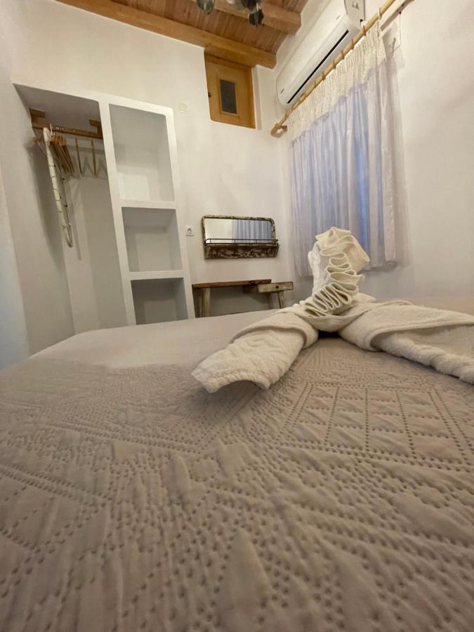 Burgos Barrio Hotel Naxos City Ngoại thất bức ảnh