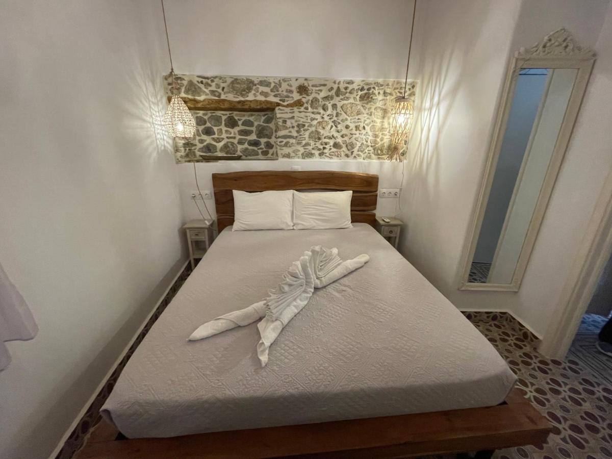 Burgos Barrio Hotel Naxos City Ngoại thất bức ảnh