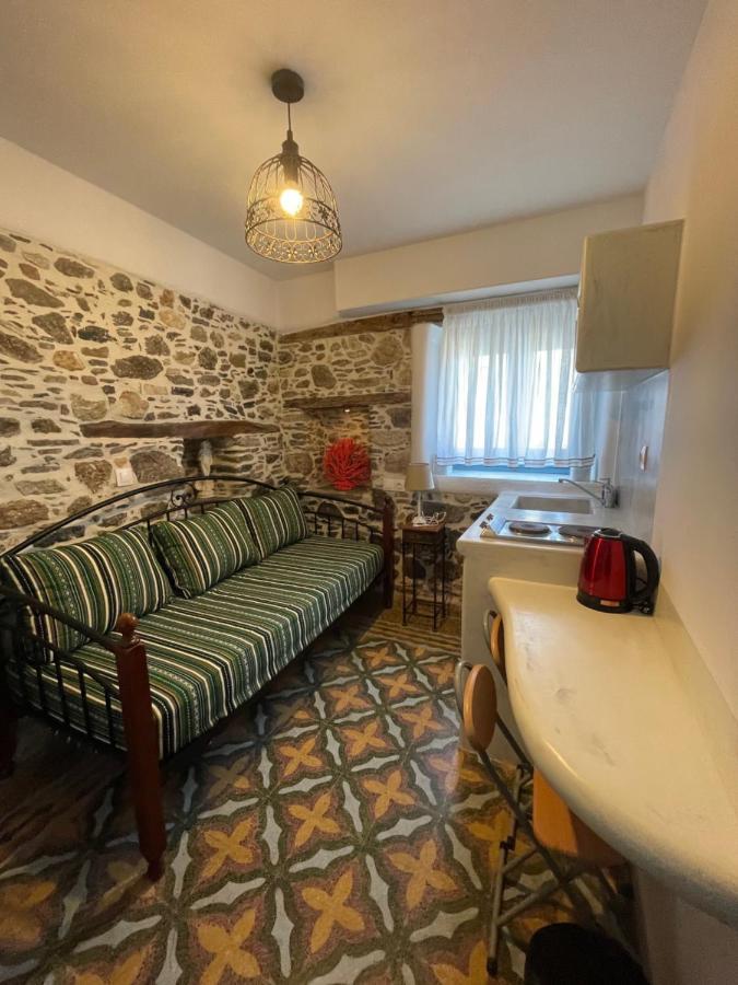 Burgos Barrio Hotel Naxos City Ngoại thất bức ảnh