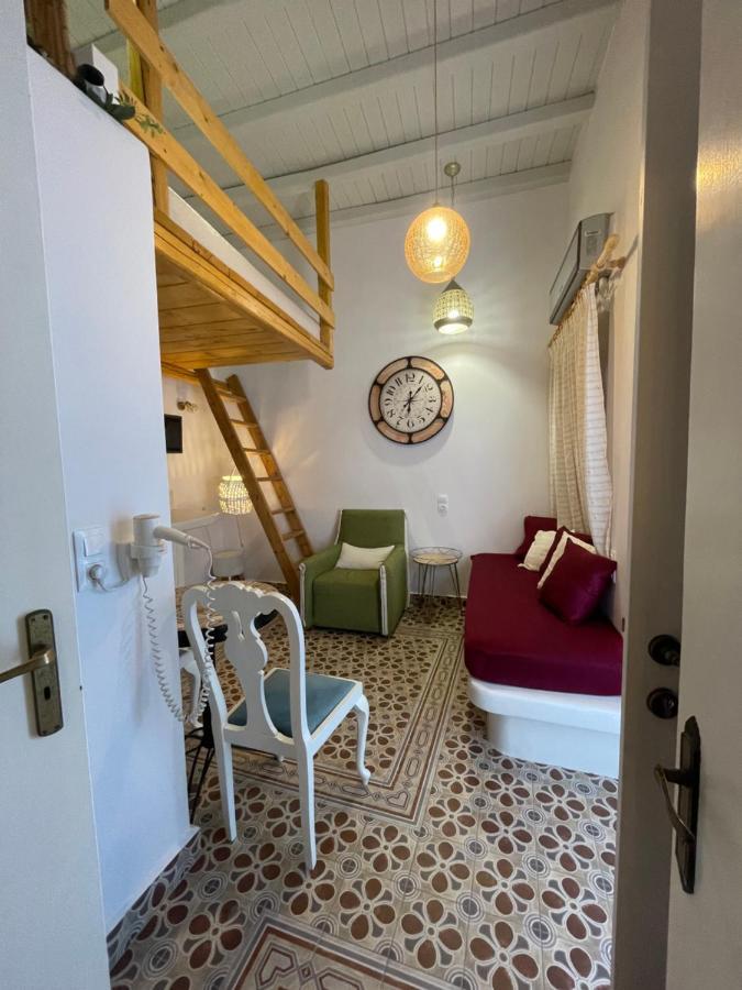 Burgos Barrio Hotel Naxos City Ngoại thất bức ảnh