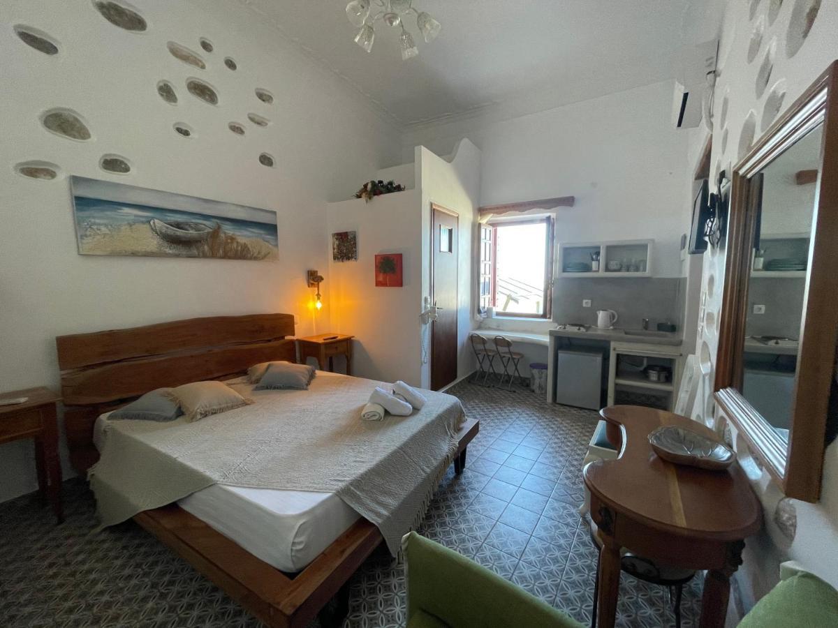 Burgos Barrio Hotel Naxos City Ngoại thất bức ảnh