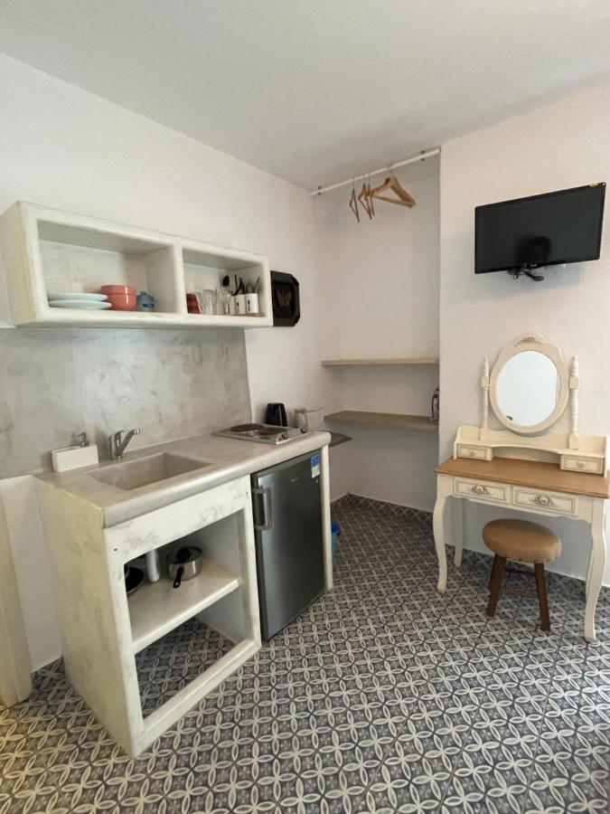 Burgos Barrio Hotel Naxos City Ngoại thất bức ảnh