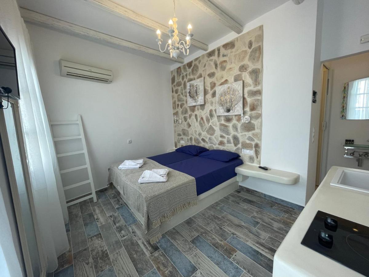 Burgos Barrio Hotel Naxos City Ngoại thất bức ảnh