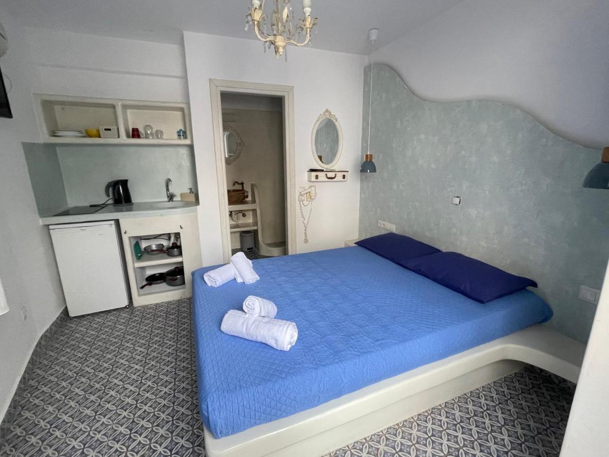 Burgos Barrio Hotel Naxos City Ngoại thất bức ảnh