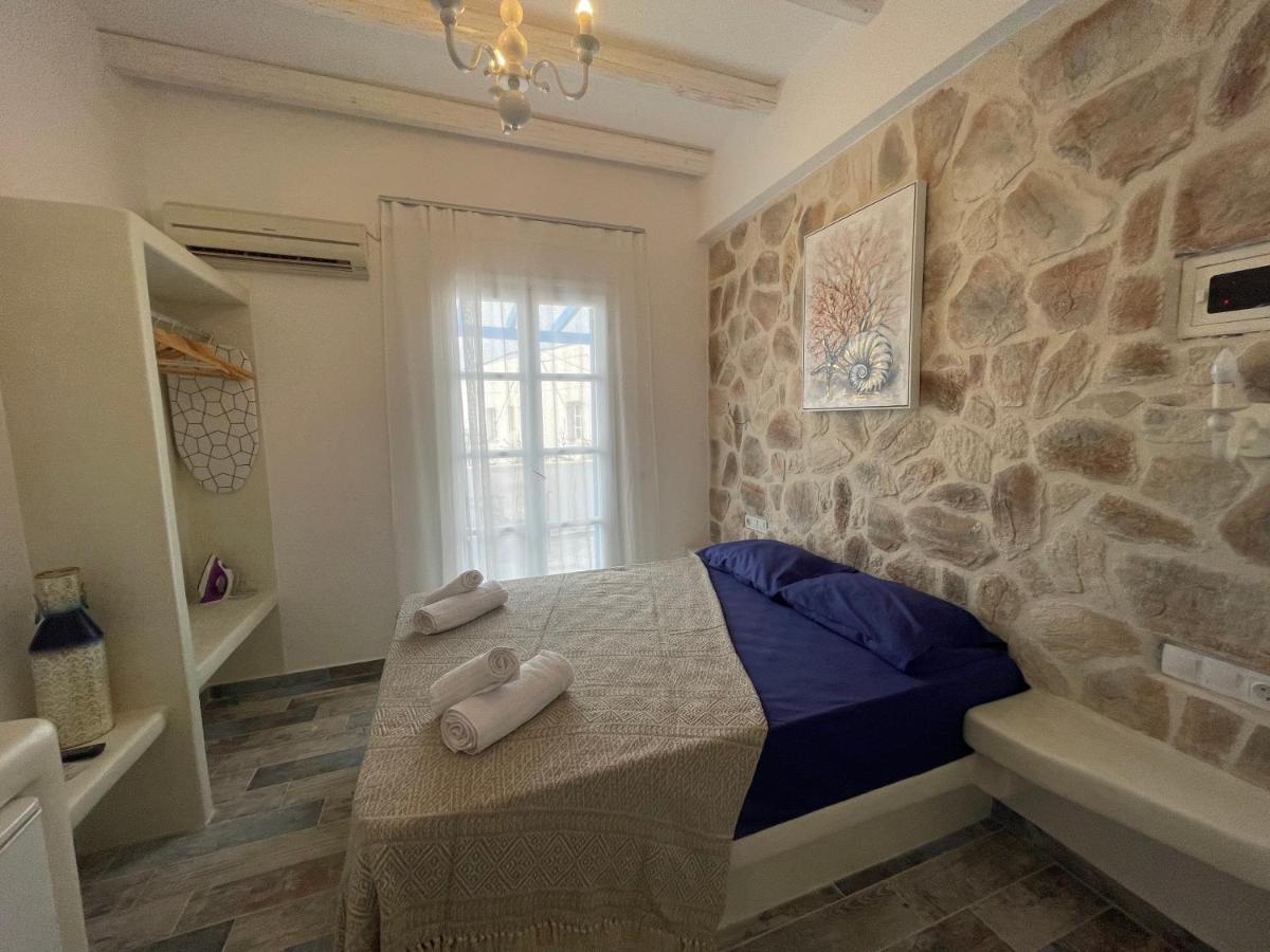 Burgos Barrio Hotel Naxos City Ngoại thất bức ảnh