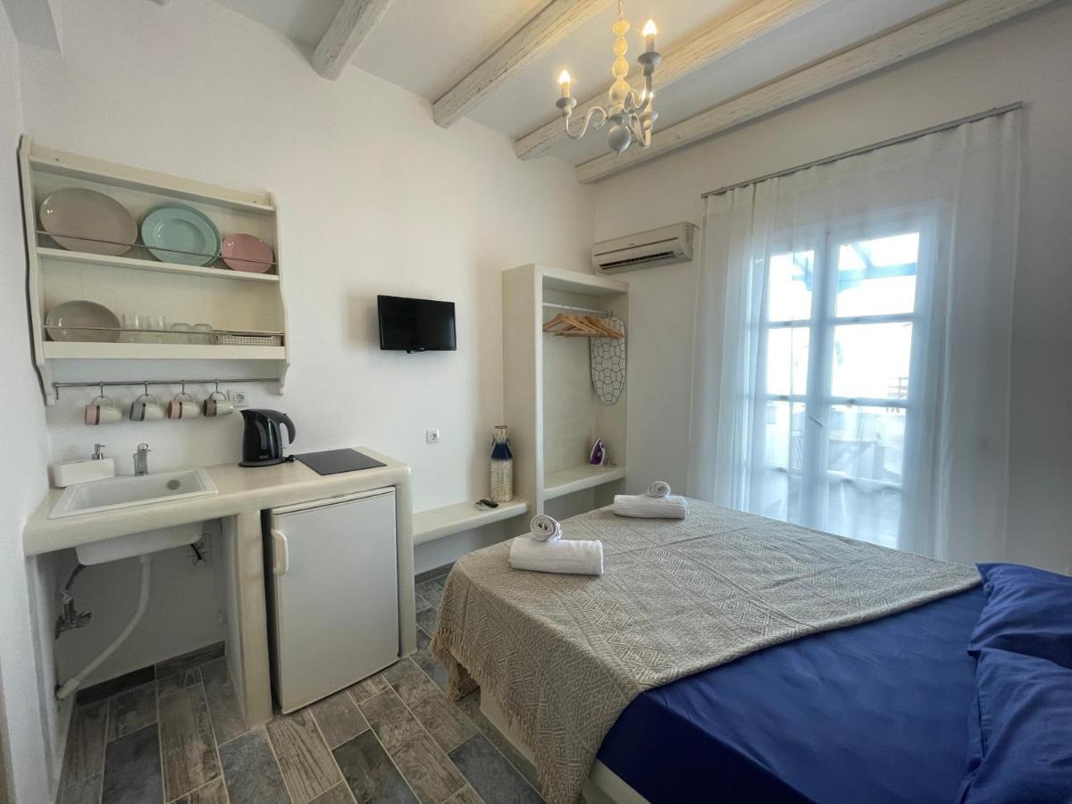 Burgos Barrio Hotel Naxos City Ngoại thất bức ảnh